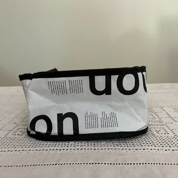 Lululemon black & white small reusable tote bag - Picture 6 of 6